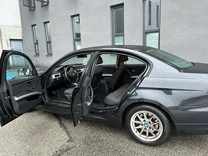 BMW 318i Продам (2 фото из 12)