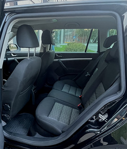 Продам Skoda Octavia (12 фото из 15)