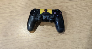 PlayStation 4 (8 фото из 8)