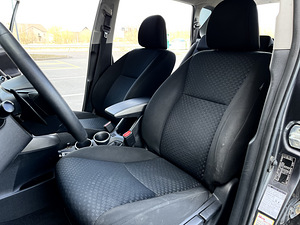 Toyota Verso Elegance Family Line 1.8 108kW (9 foto / 15)