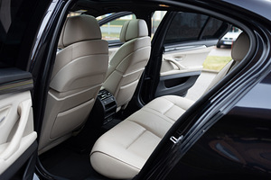BMW 530 M-pakett Shadowline 3.0 180kW 2010a (11 foto / 15)