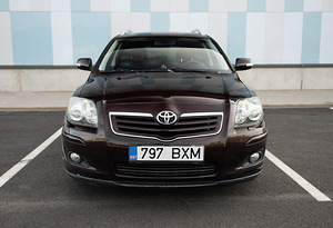 Toyota Avensis Elegance Facelift 2.4 120kW ATM Bensiin (2 foto / 15)