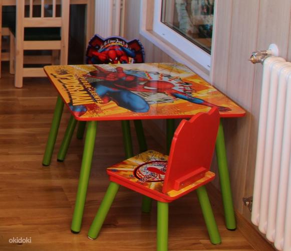 Детский стол и стулья (фото #1)