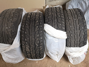 Touareg / Q7 диски и резина 255/55/18 (2 фото из 10)