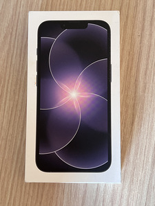 Uus iPhone 17 e 256gb must (1 foto / 2)