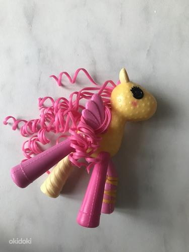 Милая игрушка пони с локонами и крыльями (фото #2)