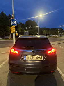 Opel Insignia 2.0CDTI (6 foto / 7)