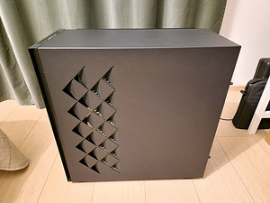 FULLTOWER korpus Macube 550 (nagu uus) (4 foto / 5)