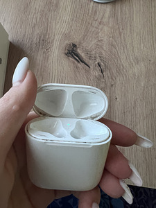 Apple AirPods 2 ümbris + kott (4 foto / 5)