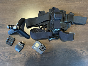 GoPro Hero 8 Black + Accessories (6 foto / 6)