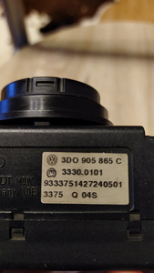 VW Touareg (3 foto / 8)