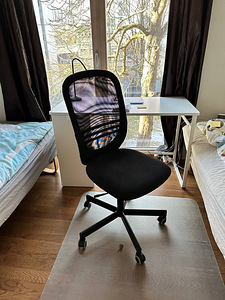 IKEA Kirjutuslaud LÄRANDE + tool FLINTAN (3 foto / 4)