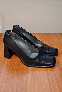 Женские черные туфли, размер 36
