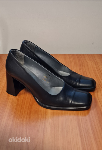 Naiste mustad kingad, suurus 36 (foto #1)
