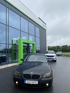 BMW 530 (6 foto / 10)