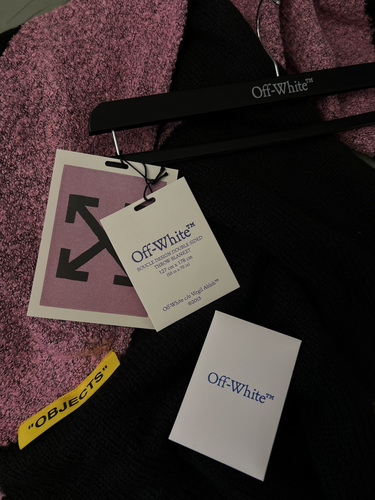 OFF-WHITE pleed 127x178