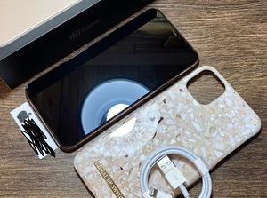 iPhone 11 про макс 64 ГБ (4 фото из 6)