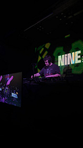 DJ