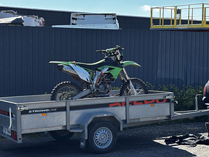 Kawasaki kx450f (2 фото из 3)