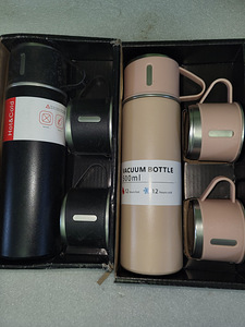 Termos 500 ml roostevabast terasest vaakumtermos + 2 tassi (10 foto / 10)