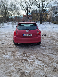 Toyota Auris 1.6 Бензин (2007) Автомат (2 фото из 5)