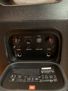 JBL PartyBox 110 (4 фото из 4)