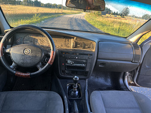 M:V opel omega 2.0d 74kw (6 foto / 6)