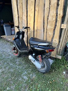 Yamaha booster mbk 2t 50cc (2 foto / 2)