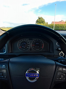 Müüa korralikult hooldatud ja hoitud Volvo s60 (12 foto / 13)