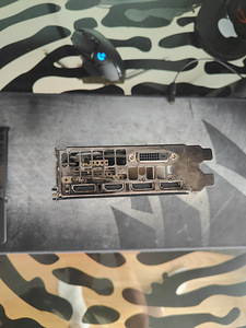 EVGA GTX 1080Ti 11GB (5 foto / 5)