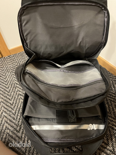 Тонкий рюкзак для ноутбука 16" (фото #4)