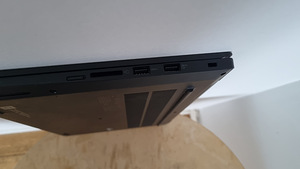 Lenovo Thinkpad X1 Extreme Gen 3, 4K, 32GB RAM (4 foto / 6)