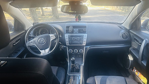 Mazda 6 (7 foto / 9)