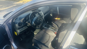 Mazda 6 (9 foto / 9)