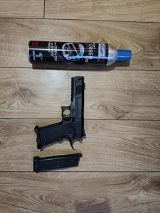 Airsoft пистолет Army Armament R501 GBB