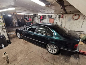 Продажа BMW E39, 528 БЕНЗИН РУЧНАЯ (6 фото из 8)