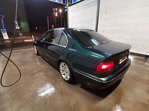 Продажа BMW E39, 528 БЕНЗИН РУЧНАЯ (8 фото из 8)