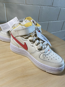 Air Force 1 tossud (3 foto / 7)