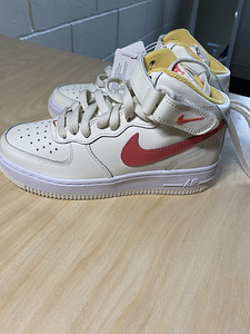 Air Force 1 tossud (6 foto / 7)