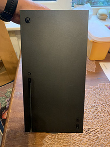 Xbox series x (6 фото из 6)
