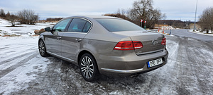 Volkswagen Passat Highline 2.0 155kW (5 foto / 15)