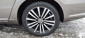 Volkswagen Passat Highline 2.0 155kW (9 foto / 15)