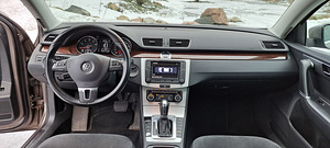 Volkswagen Passat Highline 2.0 155kW (11 foto / 15)