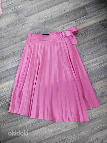 Розовая юбка Mohito 40 (фото #1)