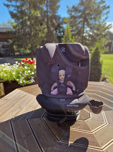 Müüa 2 komplekti MAXI COSI Titan pro turvatooli (4 foto / 5)