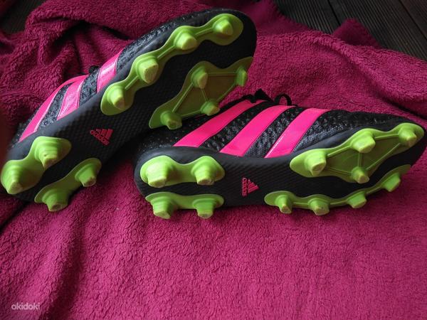 Jalgpalli jalanõud adidas (foto #2)