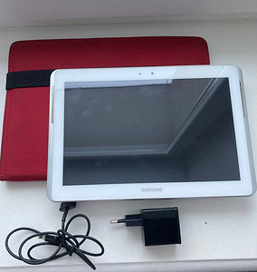 Планшет Samsung Galaxy Tab 2 + чехол (3 фото из 6)