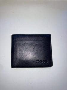 Nahast rahakott Hugo Boss (originaal) (1 foto / 2)