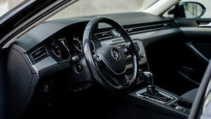 AUTORENT TALLINNAS VW PASSAT SEDAAN (6 foto / 6)