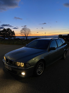 BMW 530D M-PAKETT (3 foto / 9)